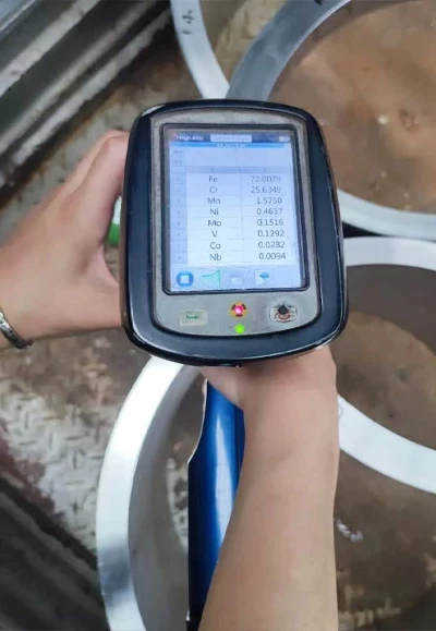 3 Hand-held spectrometer 3 Hand-held spectrometer